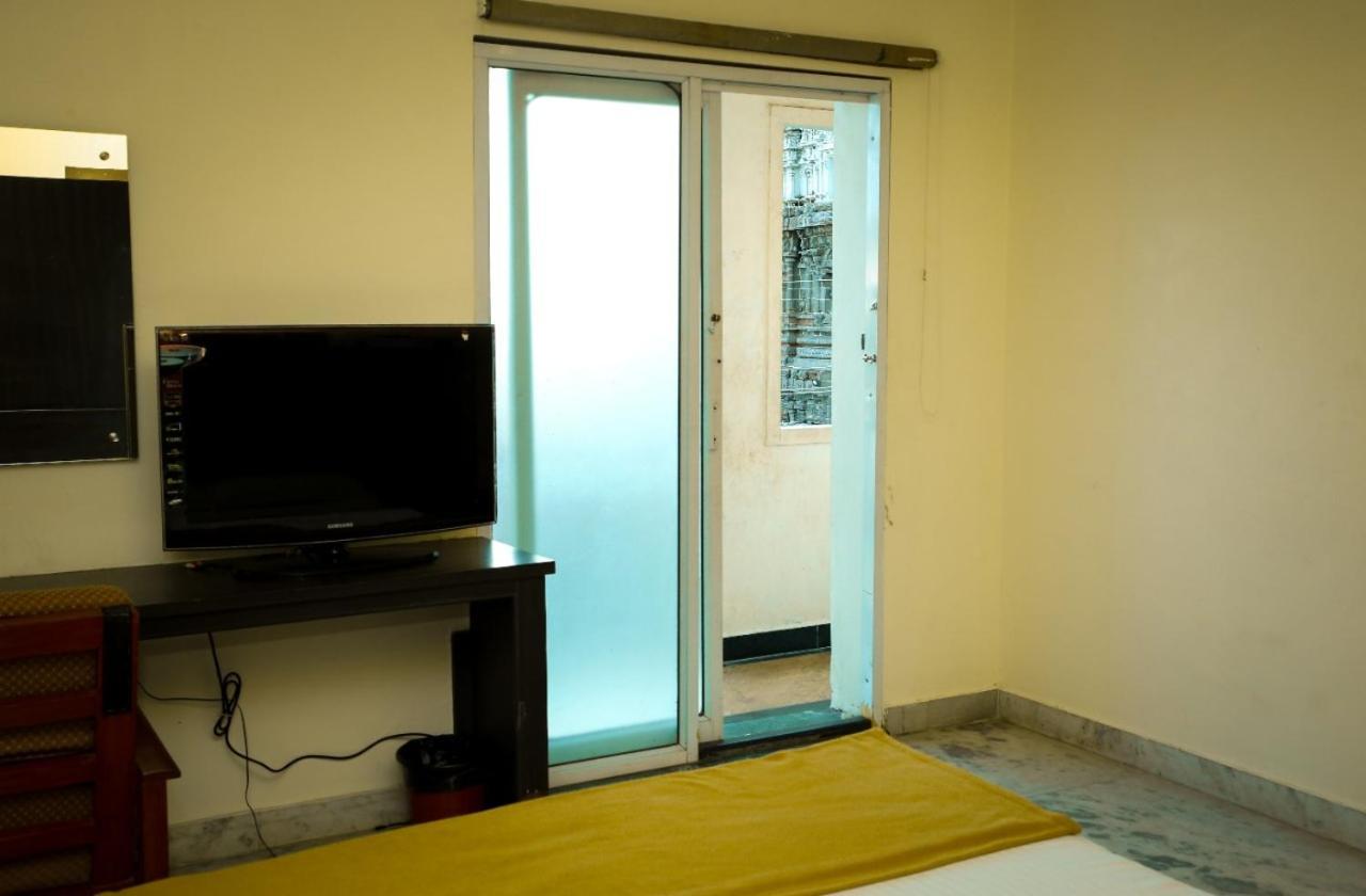 Hotel Arunachala Tiruvannāmalai Eksteriør bilde